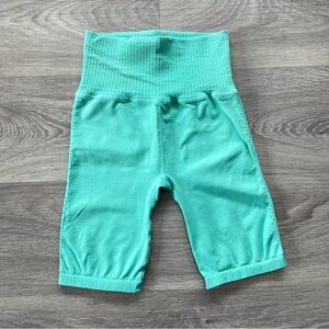 New FP Movement Good Karma Bike Shorts in Hot Turquoise Size XS/S